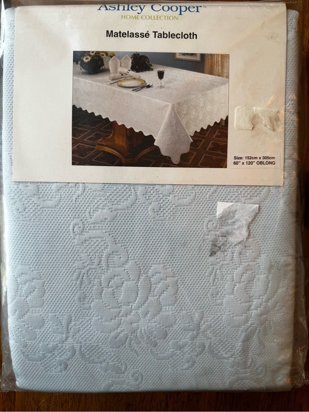 New Ashley Cooper Matelassé Tablecloth - Light Blue 60x120 oblong made in Spain
